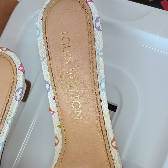 Louis Vuitton 6.5 - Picture 2 of 2